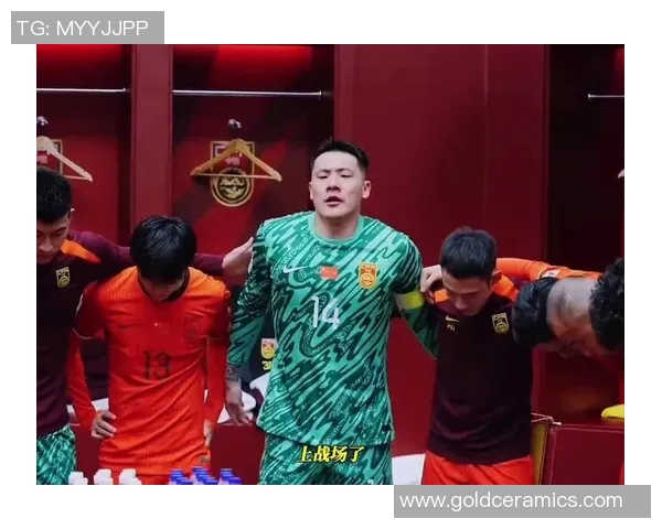 足球明星在比赛中被热情球迷感动泪洒赛场展现真情瞬间